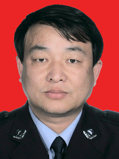 张立华,1972年生,硕士