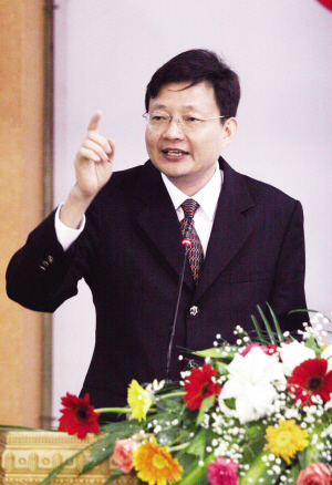 李大霄