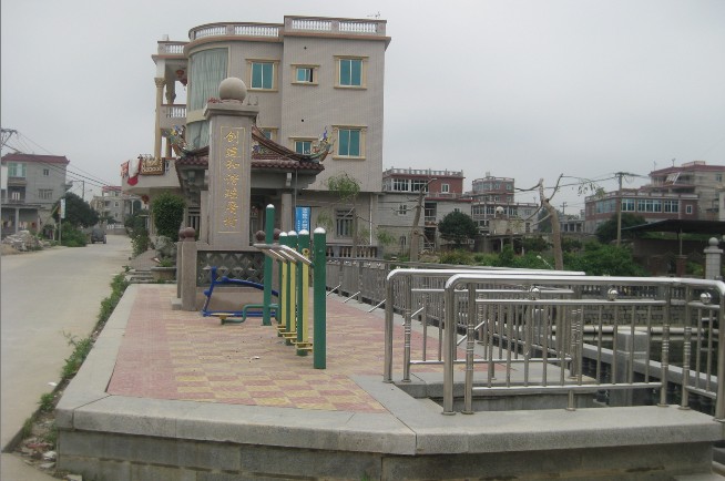 晋江市 /a> a href="#" data-lemmaid="8532">龙湖镇 /a>瑶厝村系南