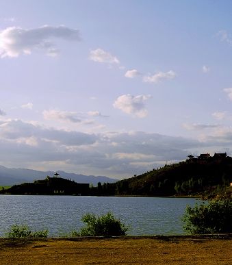 0l4a53np">双乳山,位于 a target="_blank" href="/item/忻州/402493"