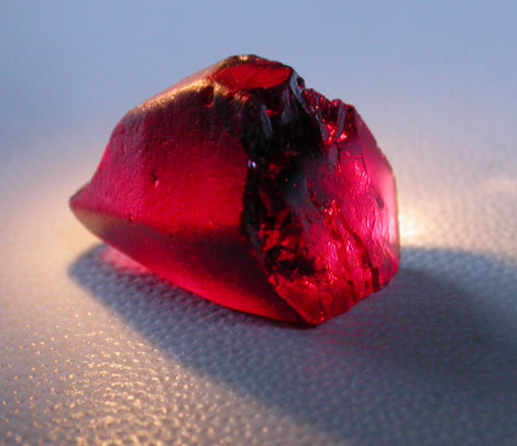  p>塔菲石的英文名taaffeite,来源于一个叫taaffe的