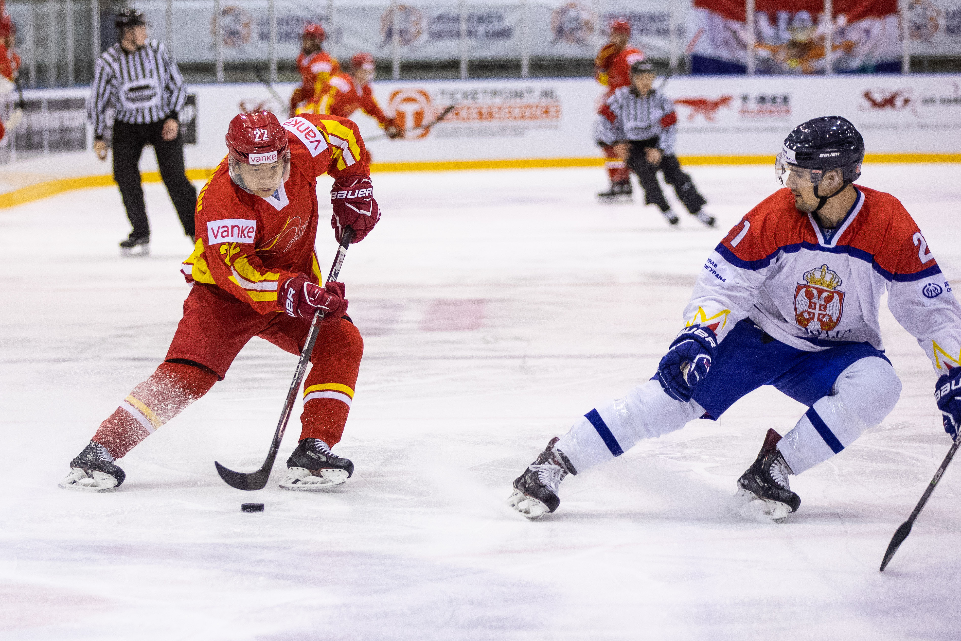 中国男子冰球队