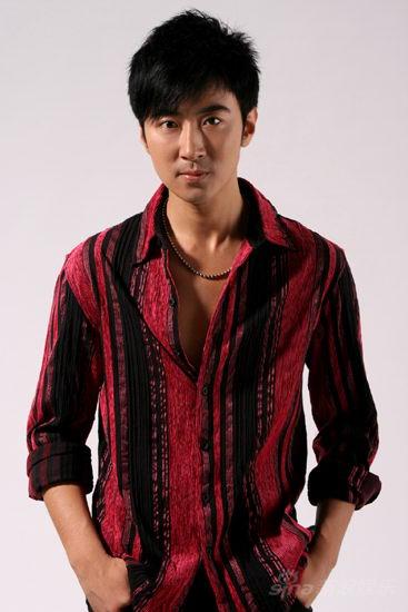 四海养大的,妻子是 a target="_blank" href="/item/白尚武/5686945"