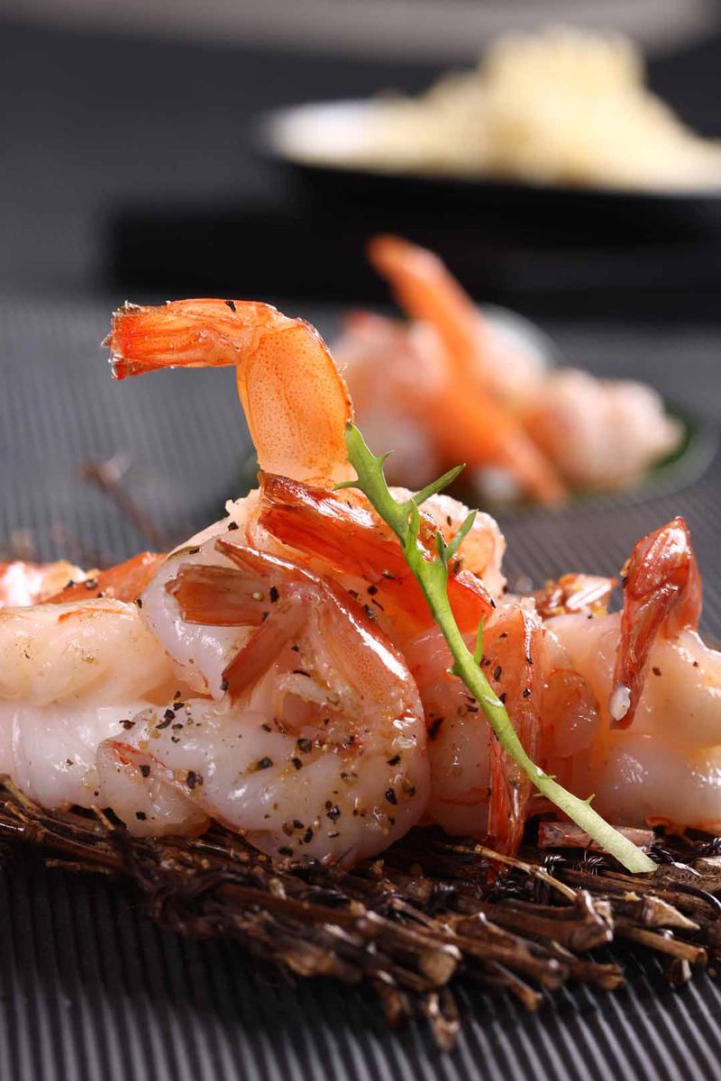  p>燕巢凤尾虾,属 a target="_blank" href="/item/沿淮菜/10156777"