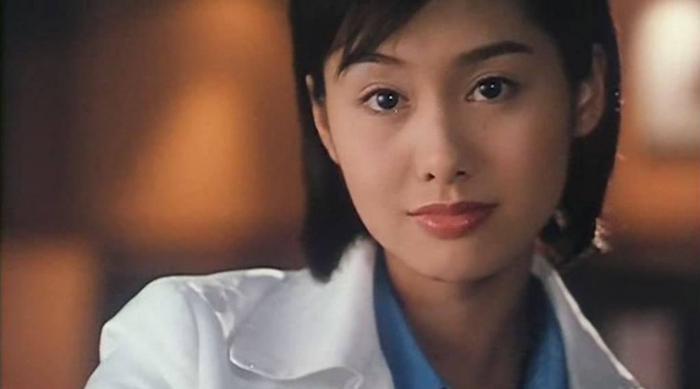  p>《强奸2制服诱惑》,由张敏执导,王晶监制,朱茵主演的动作爱情恐怖