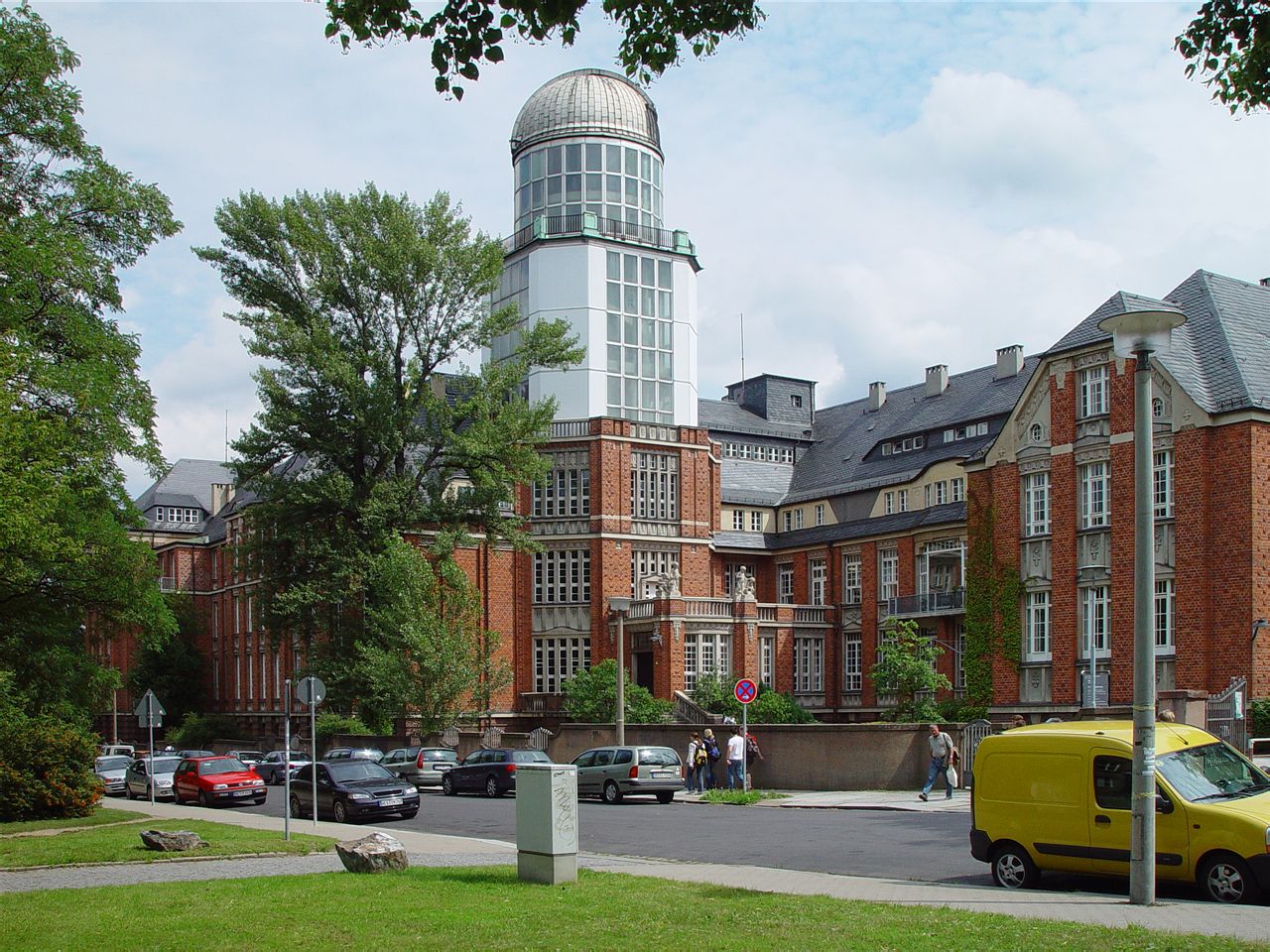  p>德累斯顿工业大学(technische universit  t dresden),始建于1828