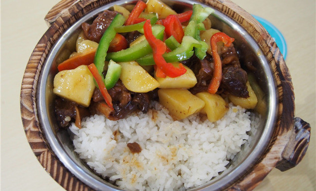土豆牛肉饭
