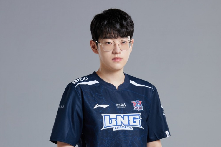  p data-id="gncniasf8l">李汭燦(游戏id:scout),1998年3月14日出生于