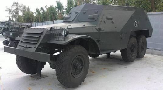 ミリタリー 6TP-152B1 装甲車