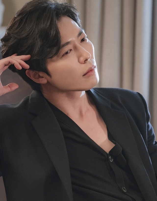  p>金材昱,1983年4月2日出生于韩国首尔,毕业于 a target="_blank"