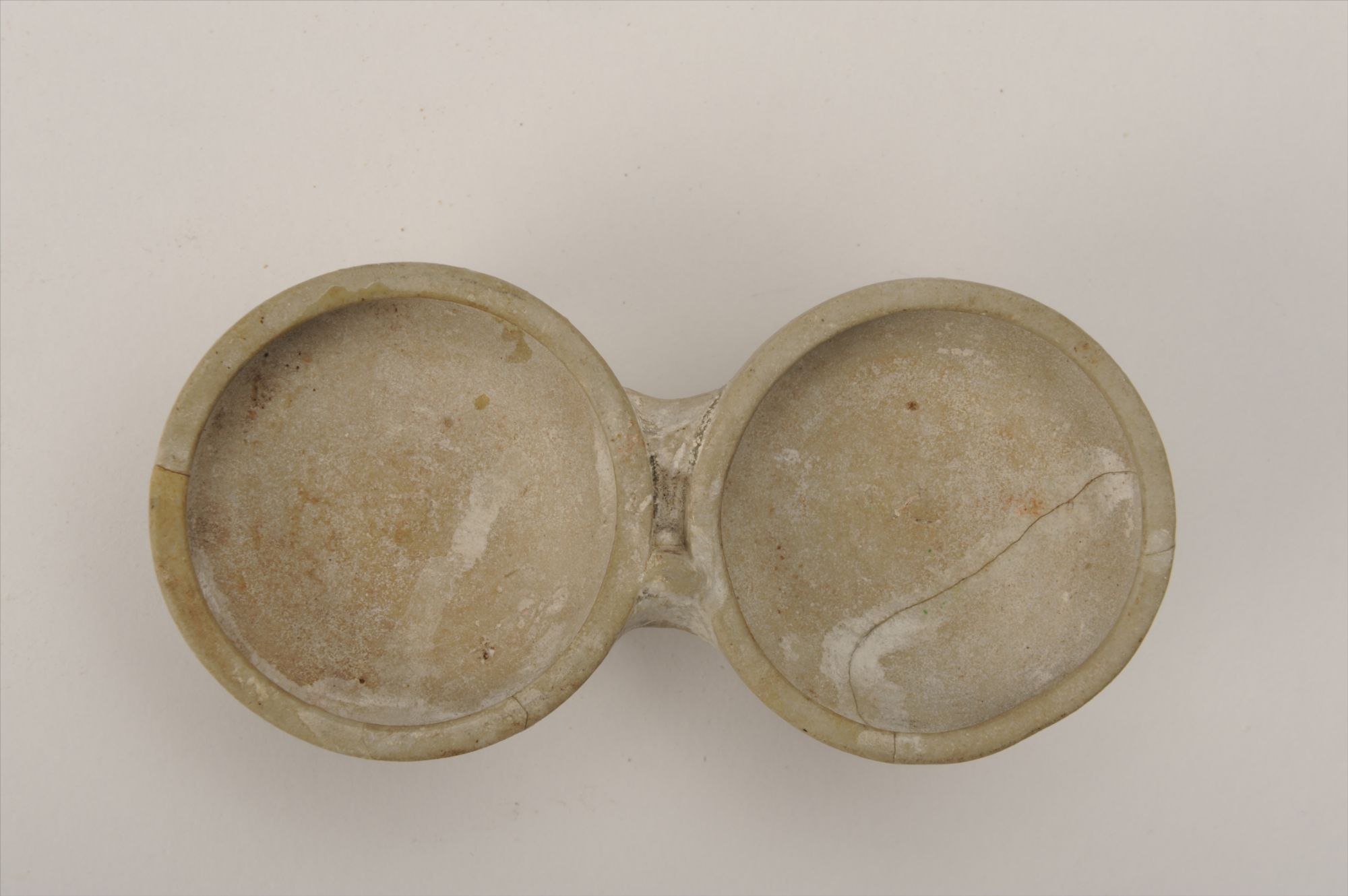 元代青釉鸳鸯形器盖