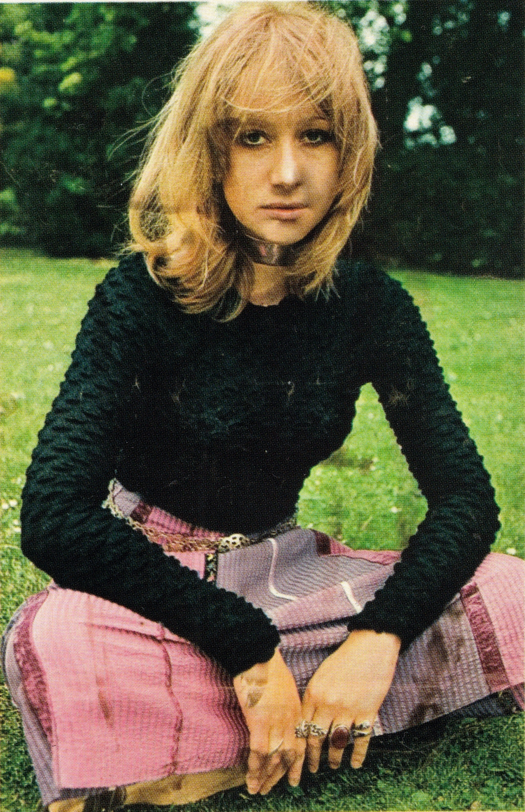  p>海伦·米伦 i>(helen mirren) /i>,1945年7月26日出生于英国伦敦