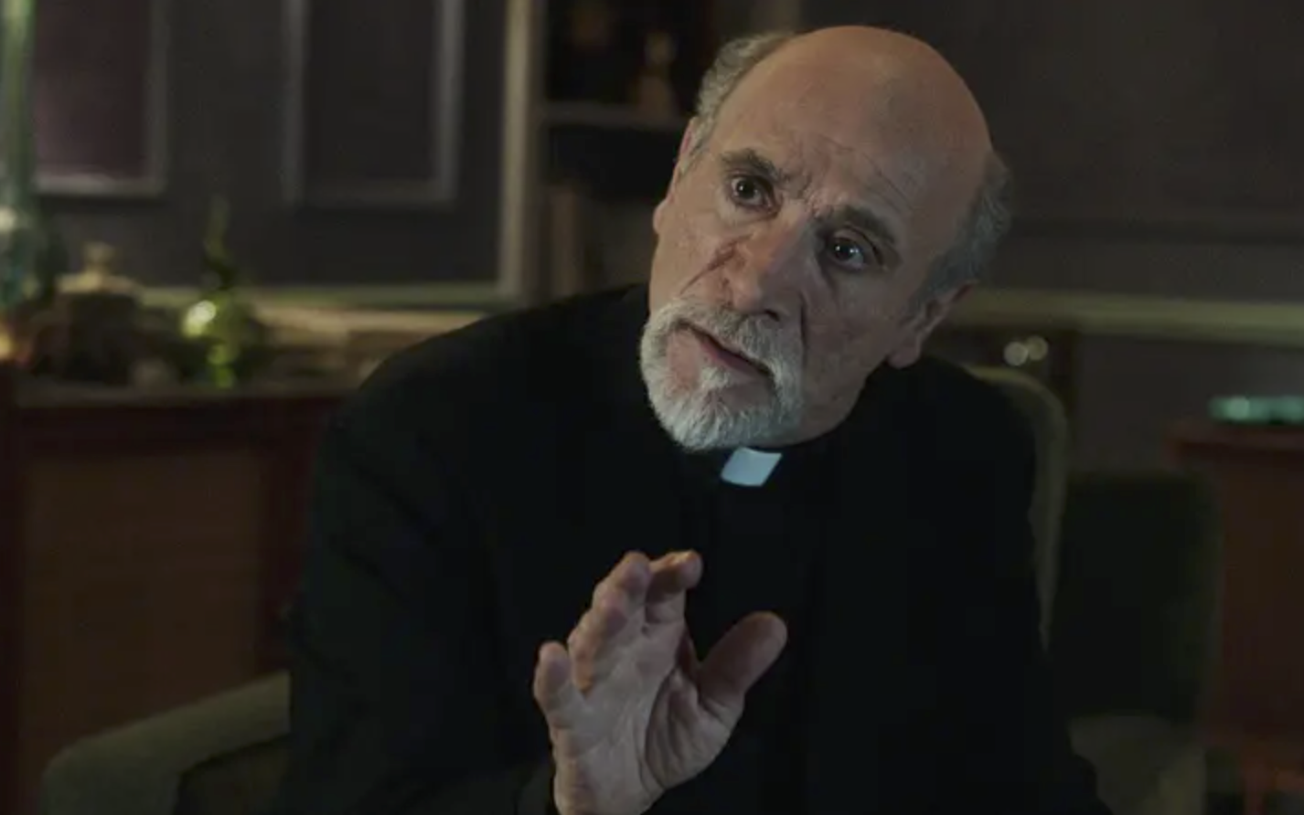  p>神父佩雷斯,恐怖电影《 a target="_blank" href="/item/安娜贝尔