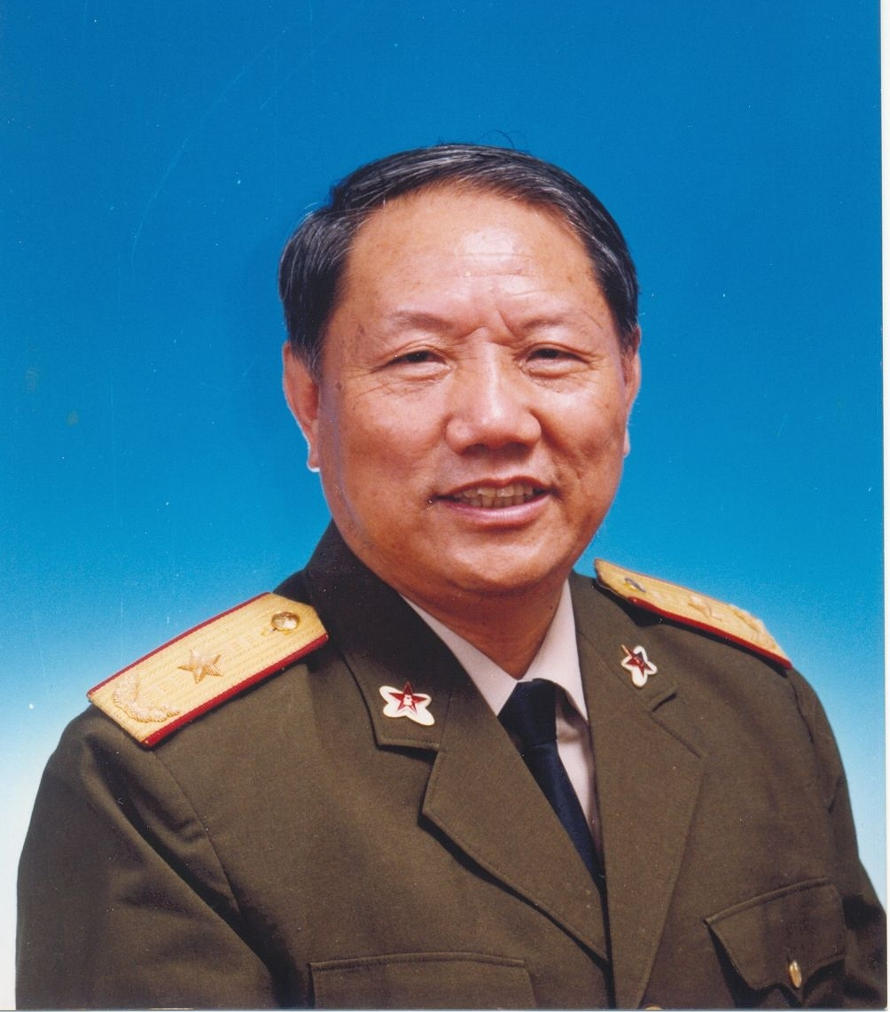  p>1935年10月1日出生,陕西 a target="_blank" href="/item/安康">