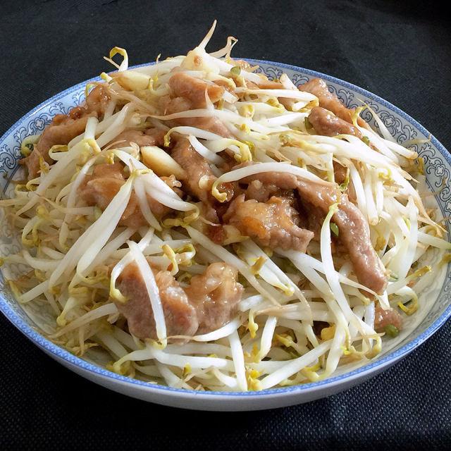 肉炒绿豆芽