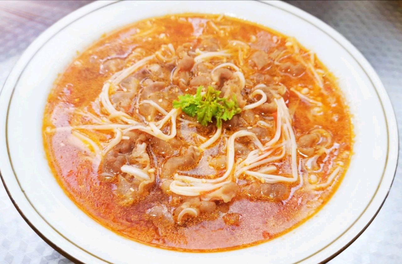 酸汤金针汆肥羊