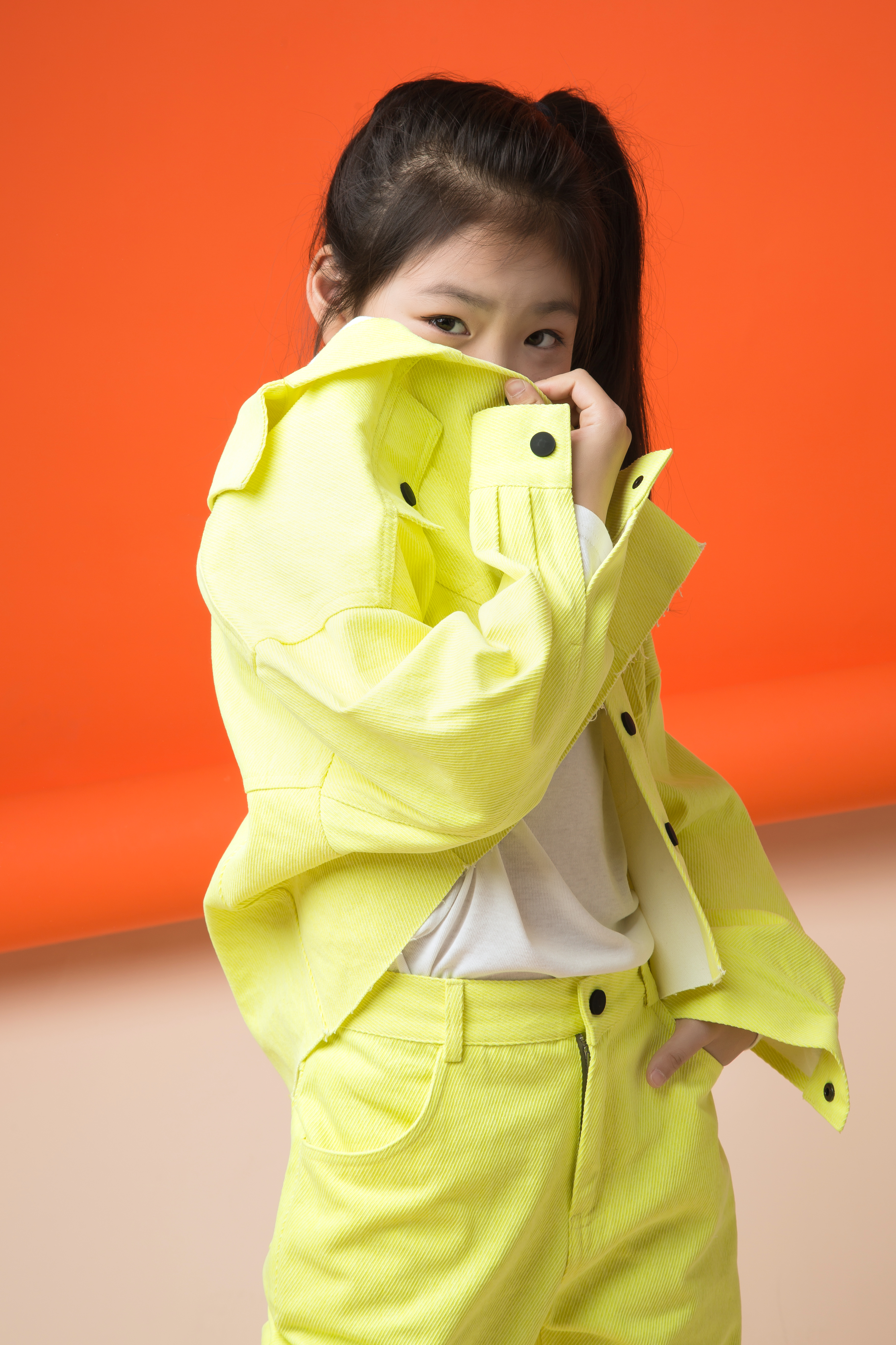  p>《特别的童话》是由新声果动唱片旗下少儿歌手杨佳琪jennica演唱