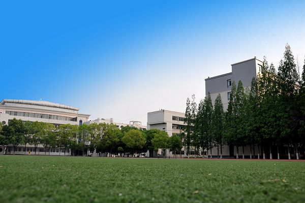 4086539" data-lemmaid="4086539">襄州区第一中学 /a>,简称襄州一 