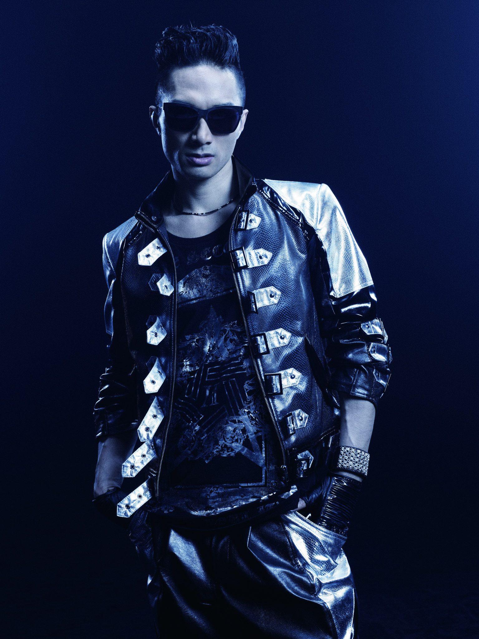  p>橘kenchi(橘 ケンチ),本名寺辻健一郎,1979年9月28日出生于神奈川