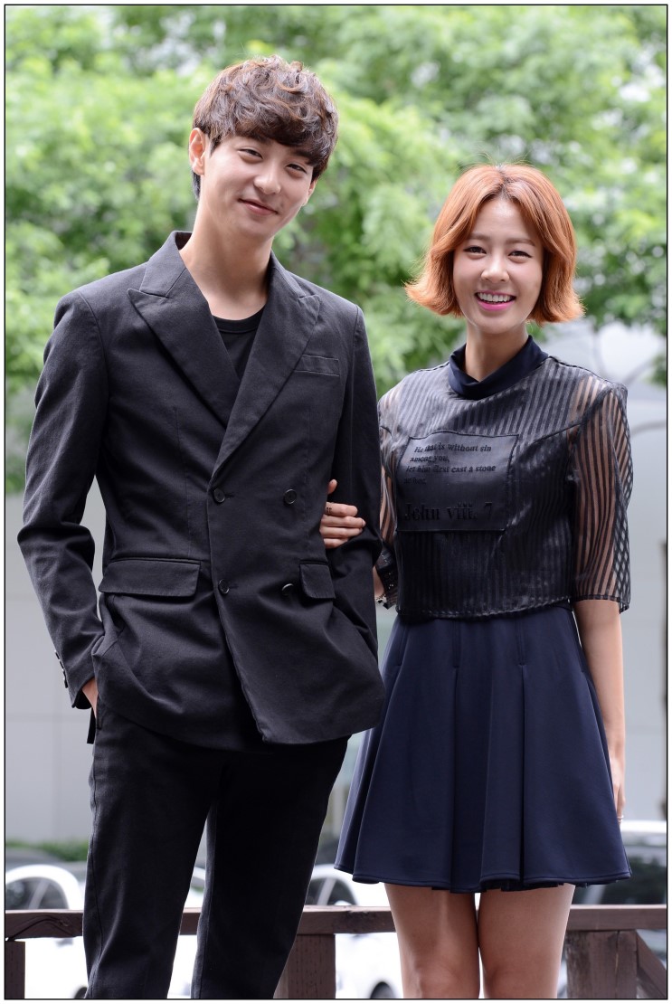 勇导演,李恩珠编剧, a href="#" data-lemmaid="9117240">崔允英 /a>