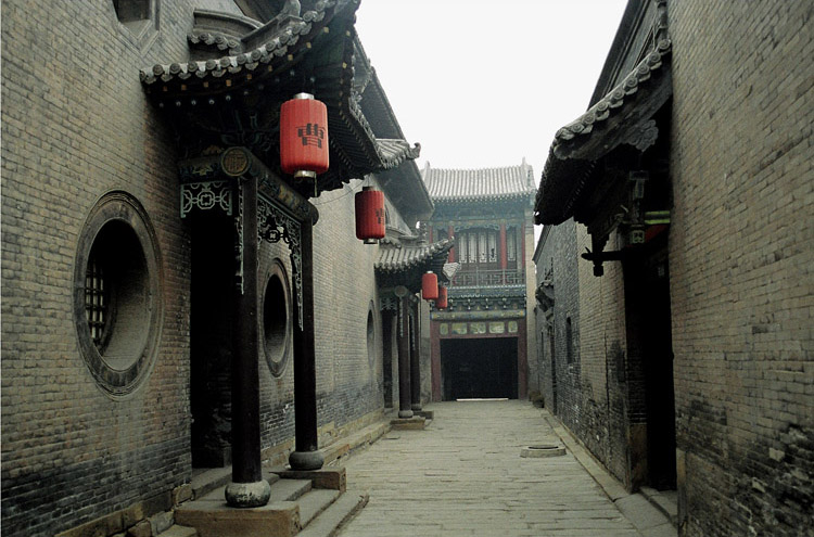  p>曹家大院又称 a target="_blank" href="/item/三多堂/4715653"