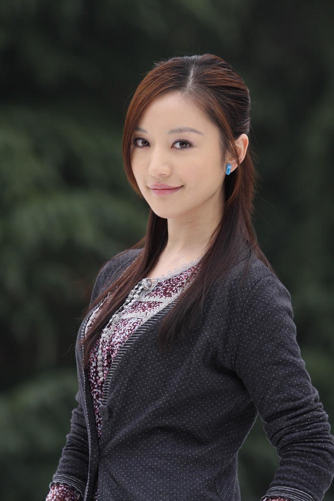  p data-id="gnvjv7hbuz">朱琳,1987年10月22日出生于安徽省芜湖市