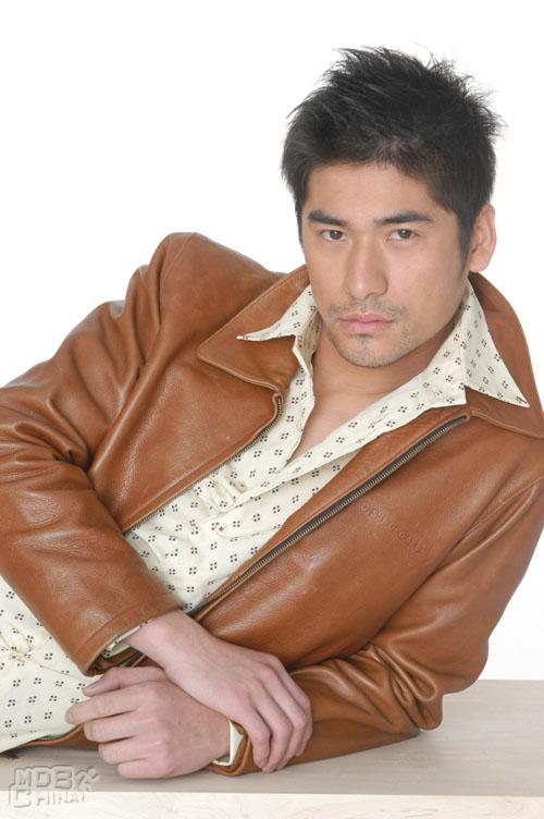 张亮,1978年11月18日出生于江苏省苏州市