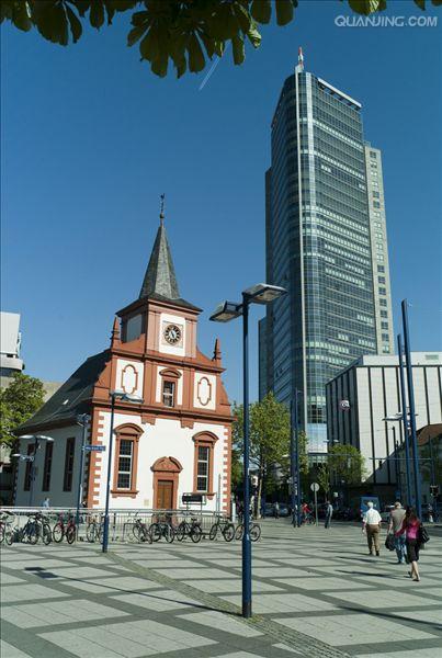  p data-id="gnx02j3u3z">德国黑森州奥芬巴赫市是一座历史文化名城