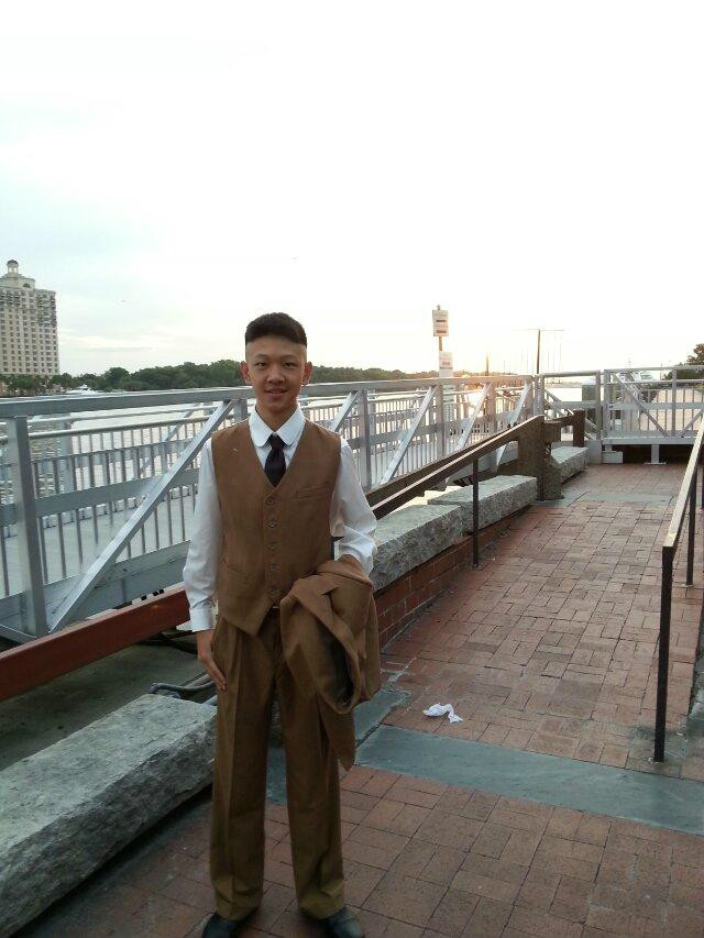 张琛