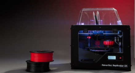 MakerBot Replicator 2X_百度百科