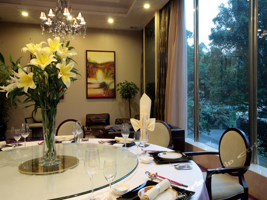 深圳求水山酒店