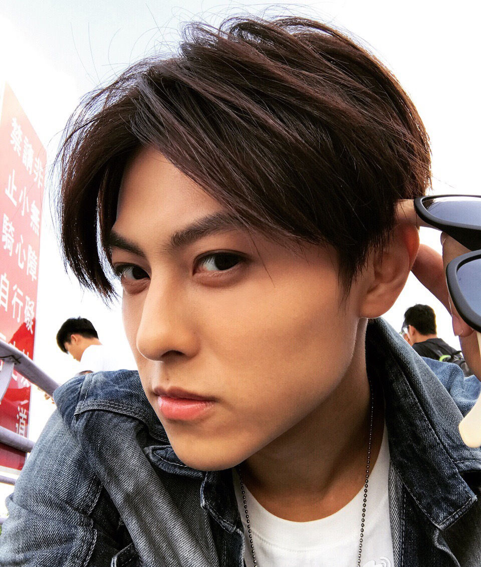  p>邱胜翊,艺名王子(prince),1989年4月14日出生于台湾,中国台湾男