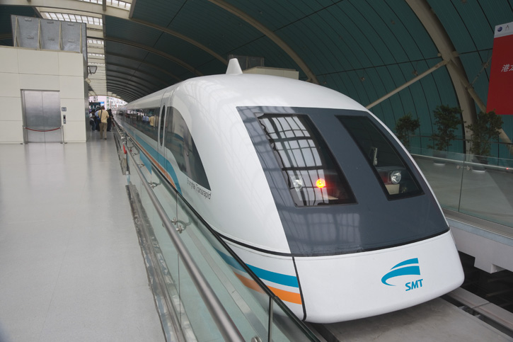  p>上海磁浮列车(shanghai maglev train)是服务于