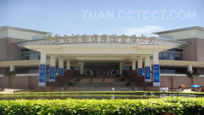  p data-id="gnx0r74xvo">海南博鳌海洋馆位于琼海市 a target="