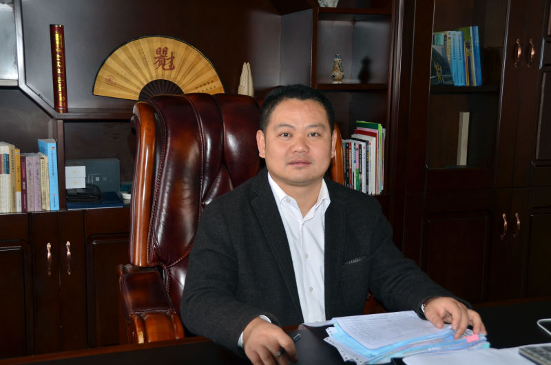  p>龚国锋,1982年6月生,江西宜丰人,中共党员,大学学历. /p>