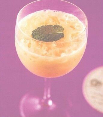  p>金色梦幻(golden dream) i>(又叫金色梦想鸡尾酒,黄金梦鸡尾酒) /i