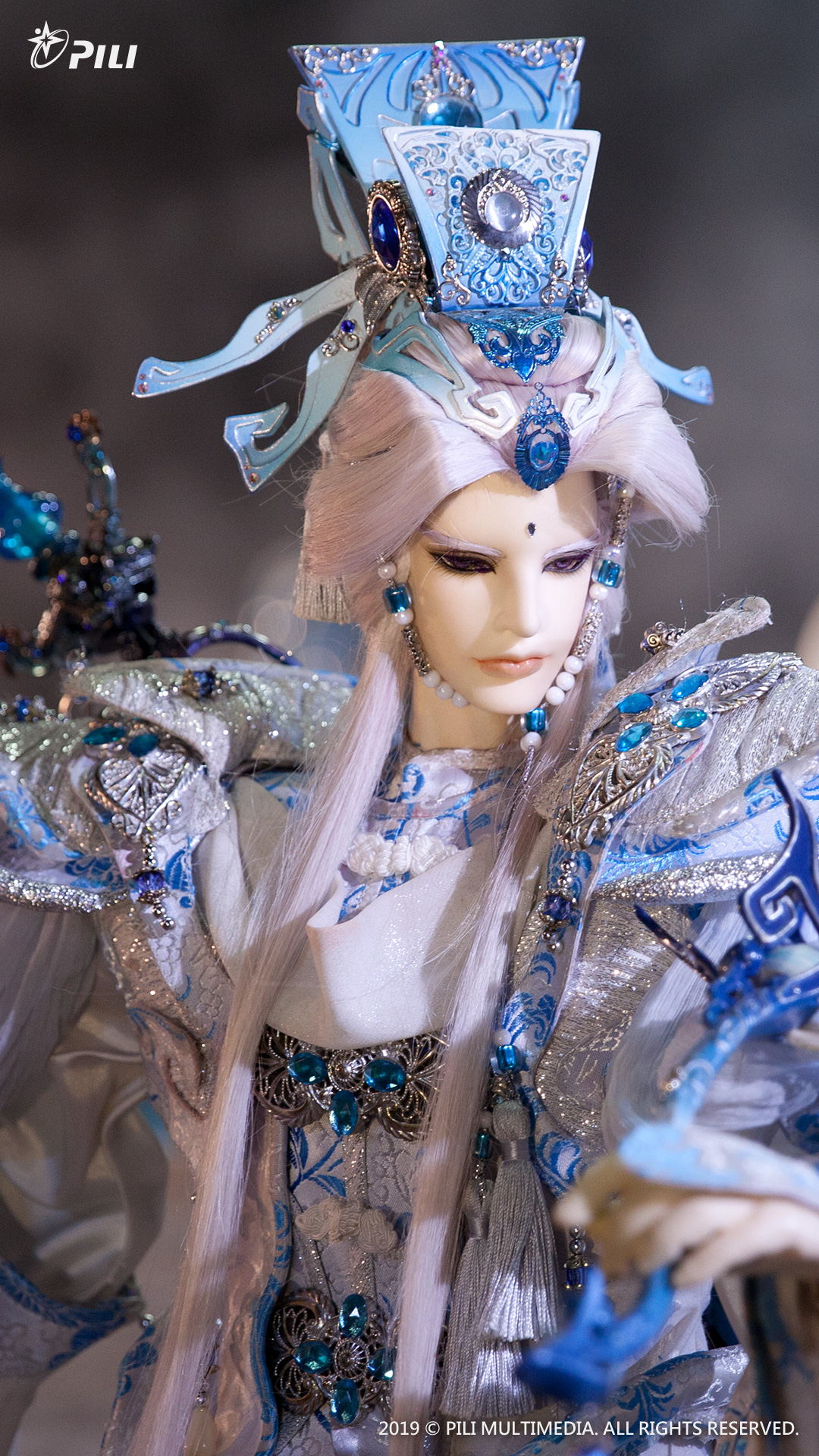  p>天迹,男,是《 a target="_blank" href="/item/霹雳布袋戏/155118"