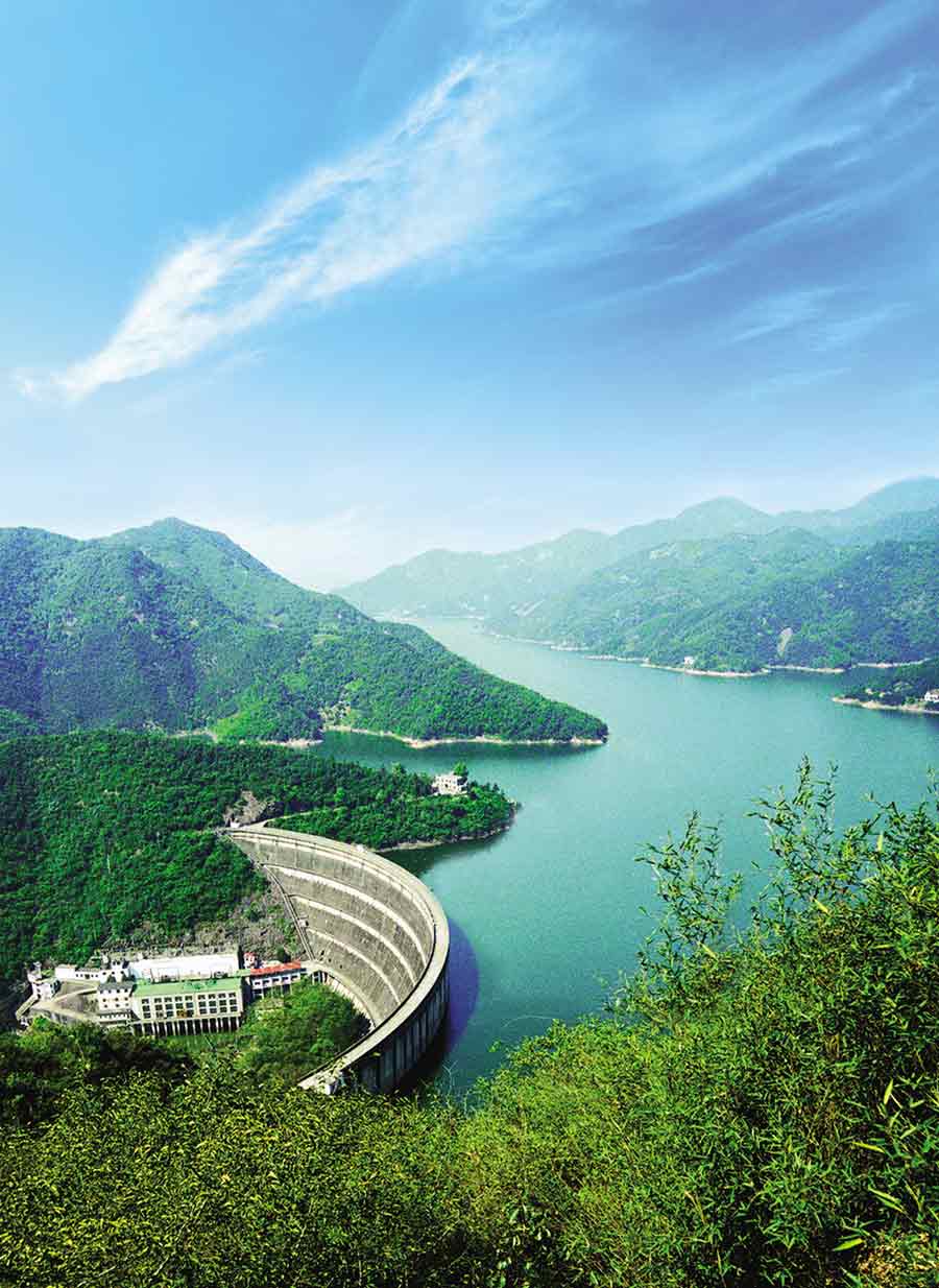  p data-id="gnwqp1csma">红石谷风景区位于六安市金寨县东部的 a
