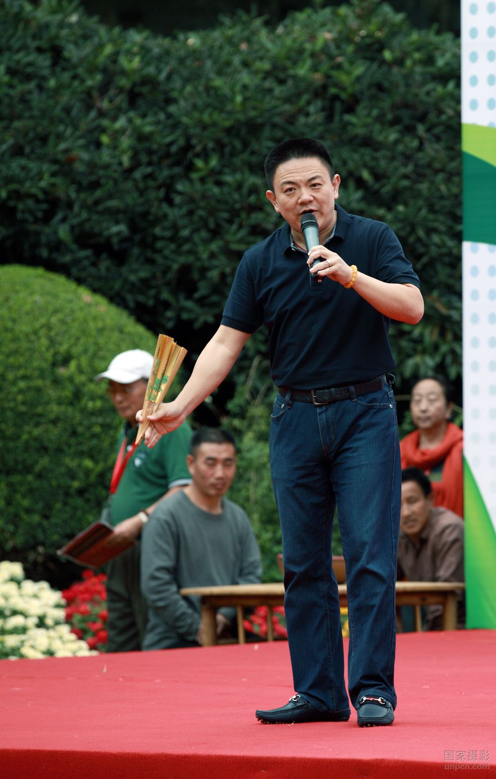  p>《嘎讪胡》是smg旗下都市频道,以快乐三兄弟为前身,经历多次扩版