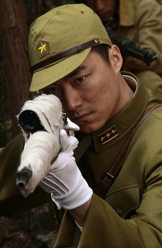 id="gnvjpdhowd">李竹,男,出生于1980年12月6日,是一名影视剧演员