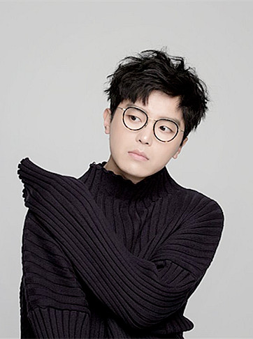  p>延宇振(         )1984年7月5日出生于韩国江原道江陵市,韩国男