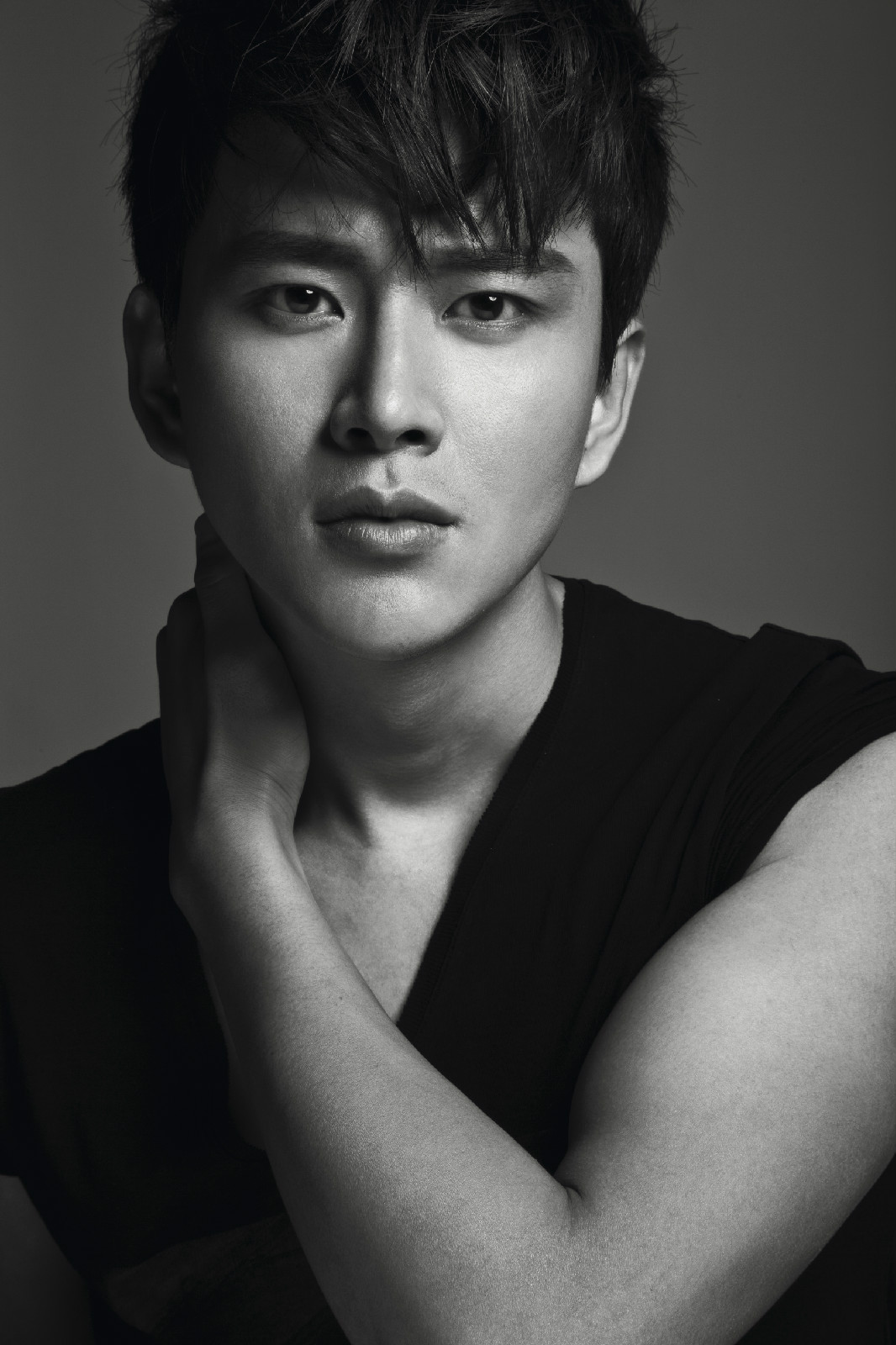  p>黄宥明,原名黄明,4月15日出生于湖北省咸宁市崇阳县,中国内地影视