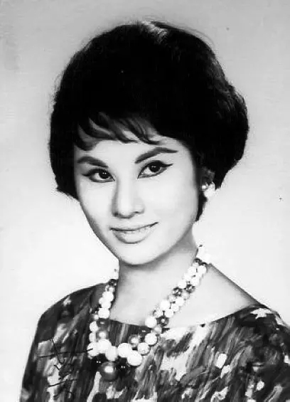  p data-id="gnvh6ys94f">莫愁(1935年—1966年),中国香港电影女演员.