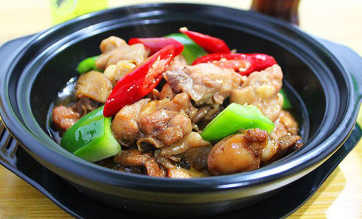 黄焖鸡米饭