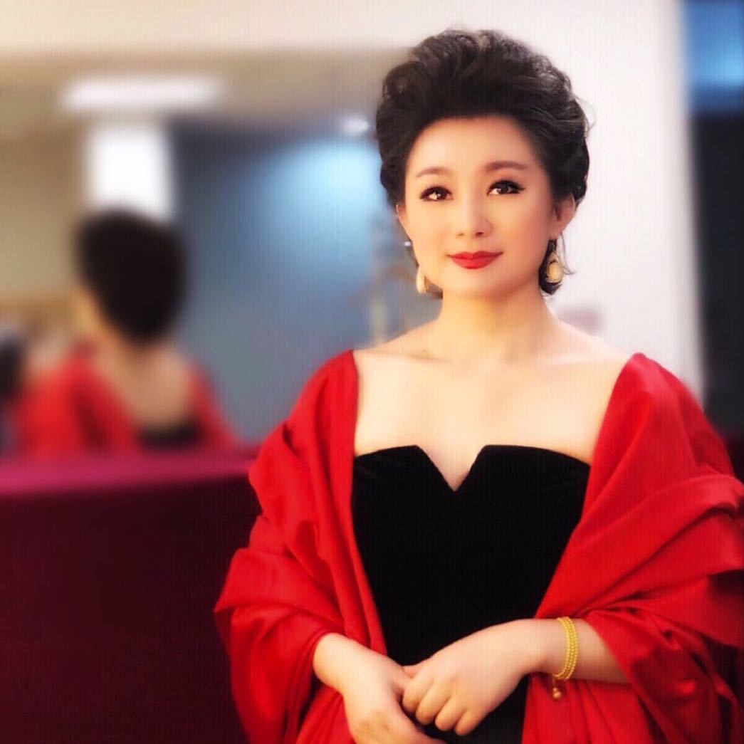 data-lemmaid="2267665">中国歌剧舞剧院 /a>青年艺术家,歌唱家,西南