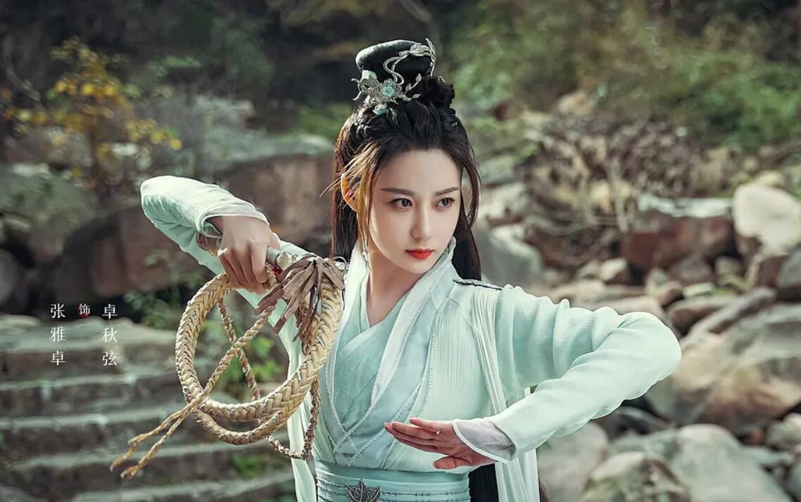  p>卓秋弦,女,是古装仙侠剧《月歌行》中的人物角色,由张雅卓饰演.