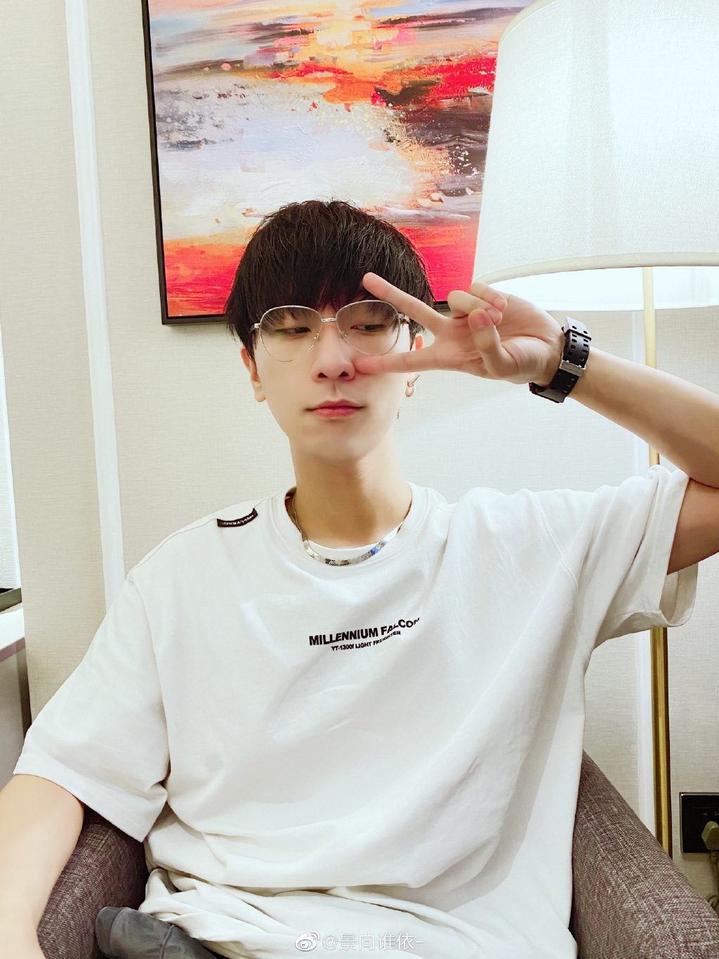 景向谁依, a target="_blank" href="/item/翼之声中文配音社团