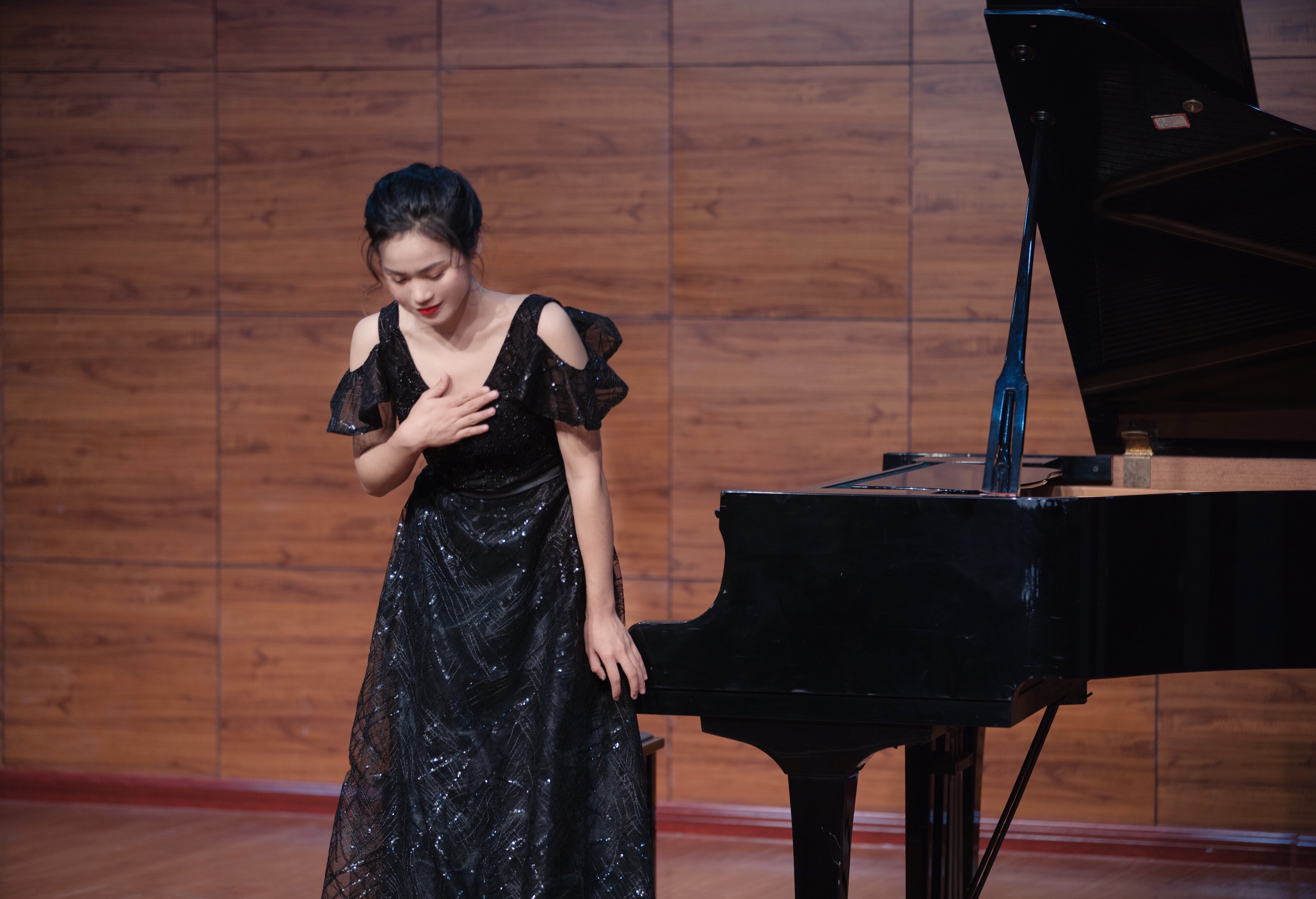  p data-id="scp4jy72cqcu">王怡旭 ,1994年10月出生,河南商丘人,青年