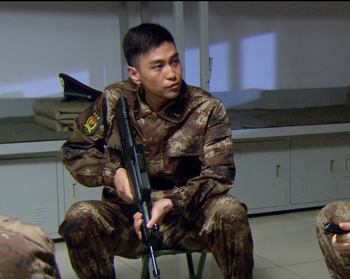 男,电视剧《 a target="_blank" href="/item/我是特种兵之利刃出鞘