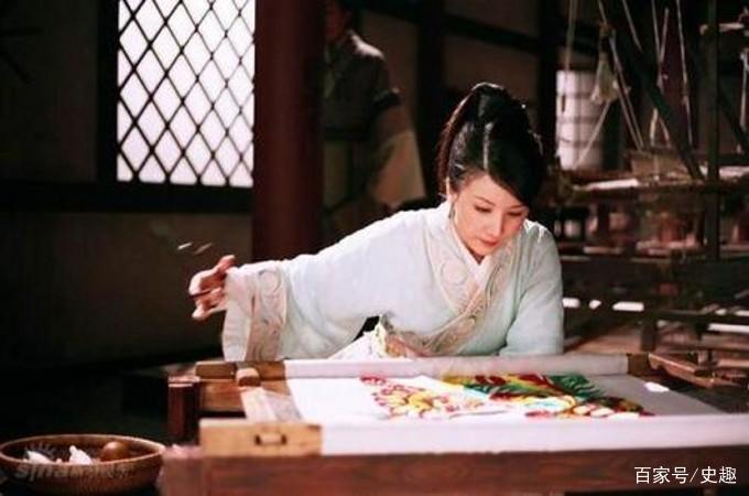 《孔雀东南飞》：刘兰芝织布的背后是家庭和时代的悲凉_百科TA说